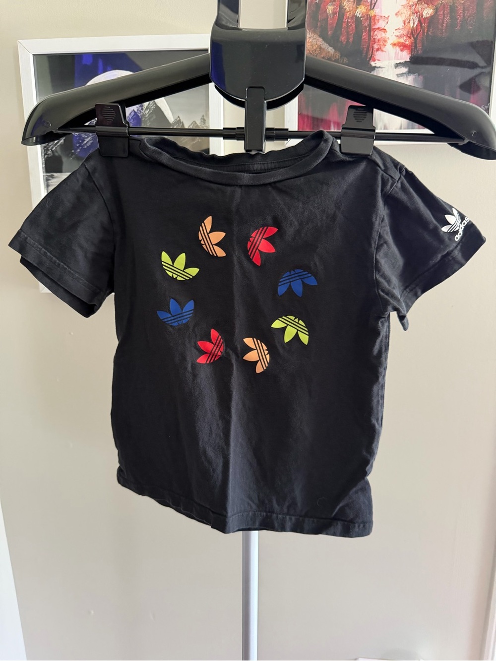 Adidas Black Short Sleeve Tee with Multicolor Trefoil Circle 7-8 Y